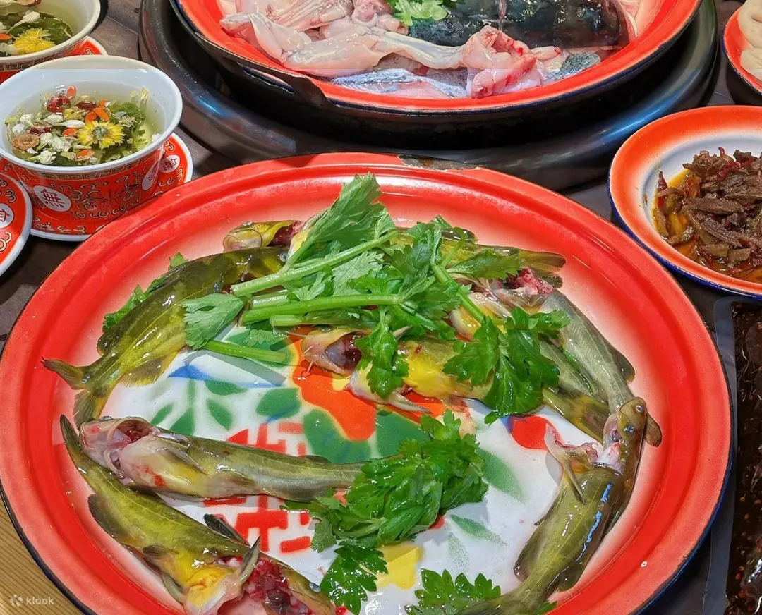 麻三郎 · 渔蛙铺鲜货火锅 | 玉林店
